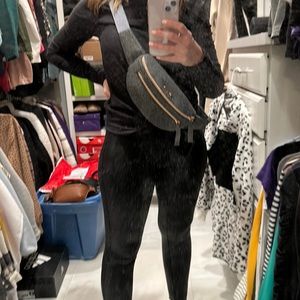 Stella and dot belt bag